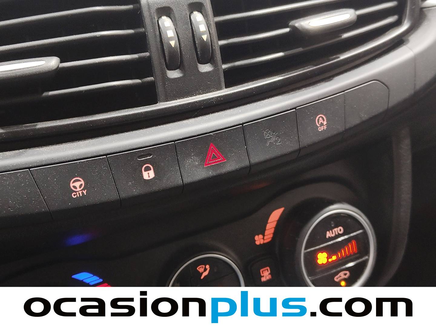 Extras del Fiat Tipo Fiat Tipo 1.3 Multijet Easy (95 CV)