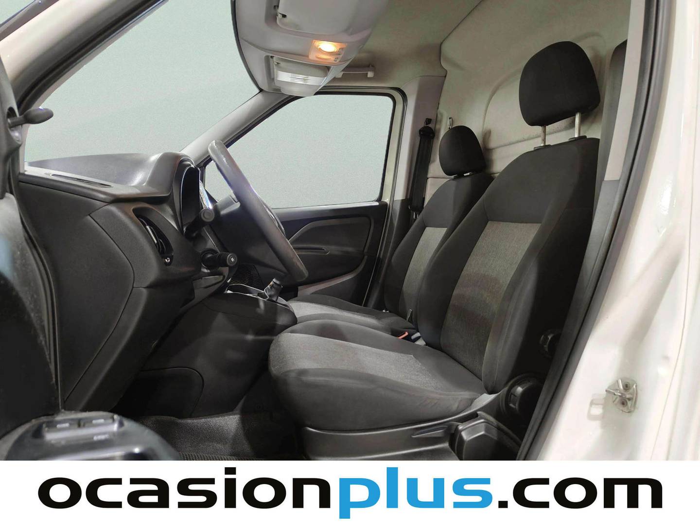 Foto asientos delanteros Fiat Doblò Cargo Fiat Dobló Cargo Cargo 1.3 Multijet SX (95 CV)