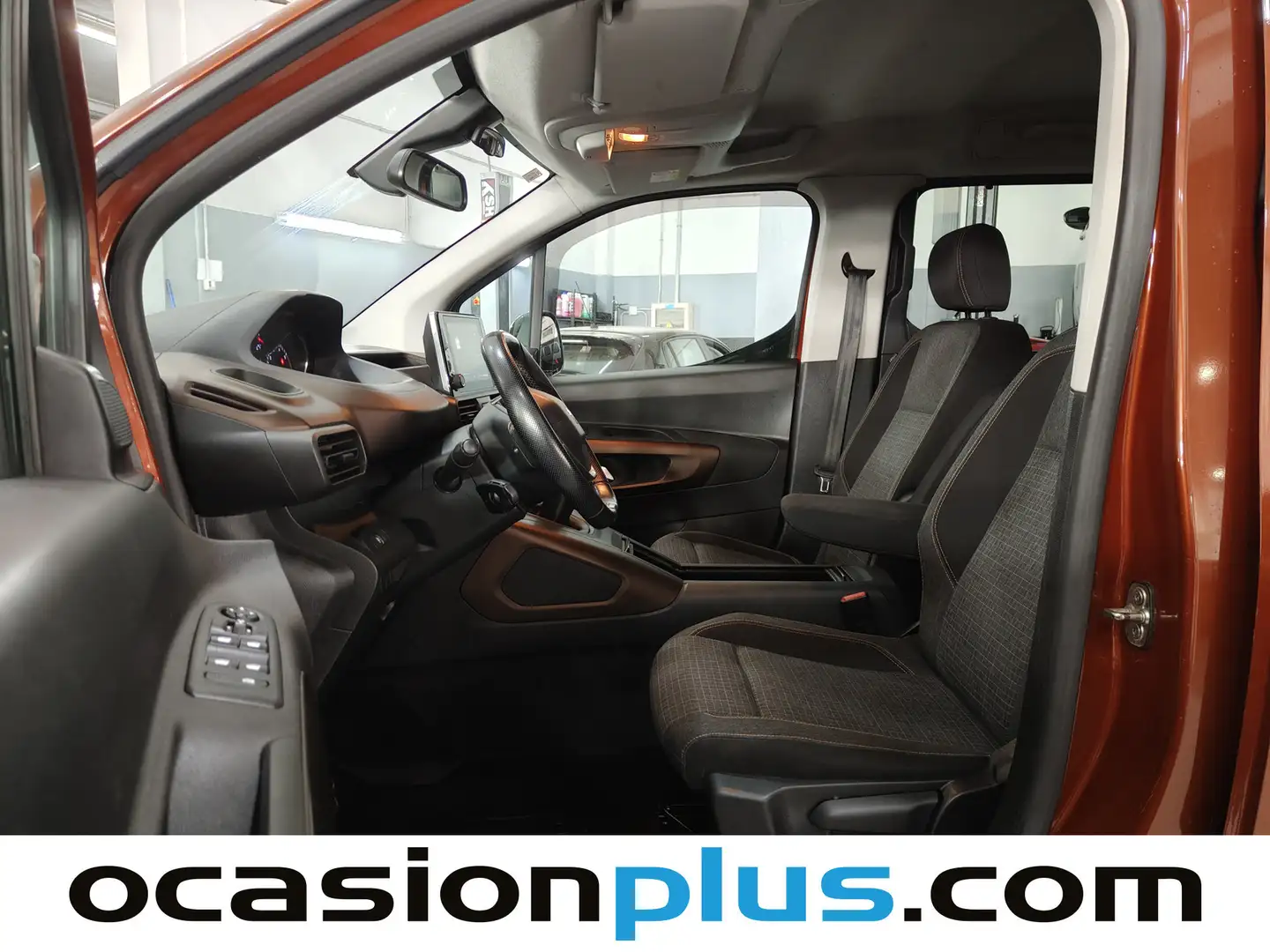 Foto Peugeot Rifter Peugeot Rifter BlueHDi 100 GT Line Standard (100 CV)