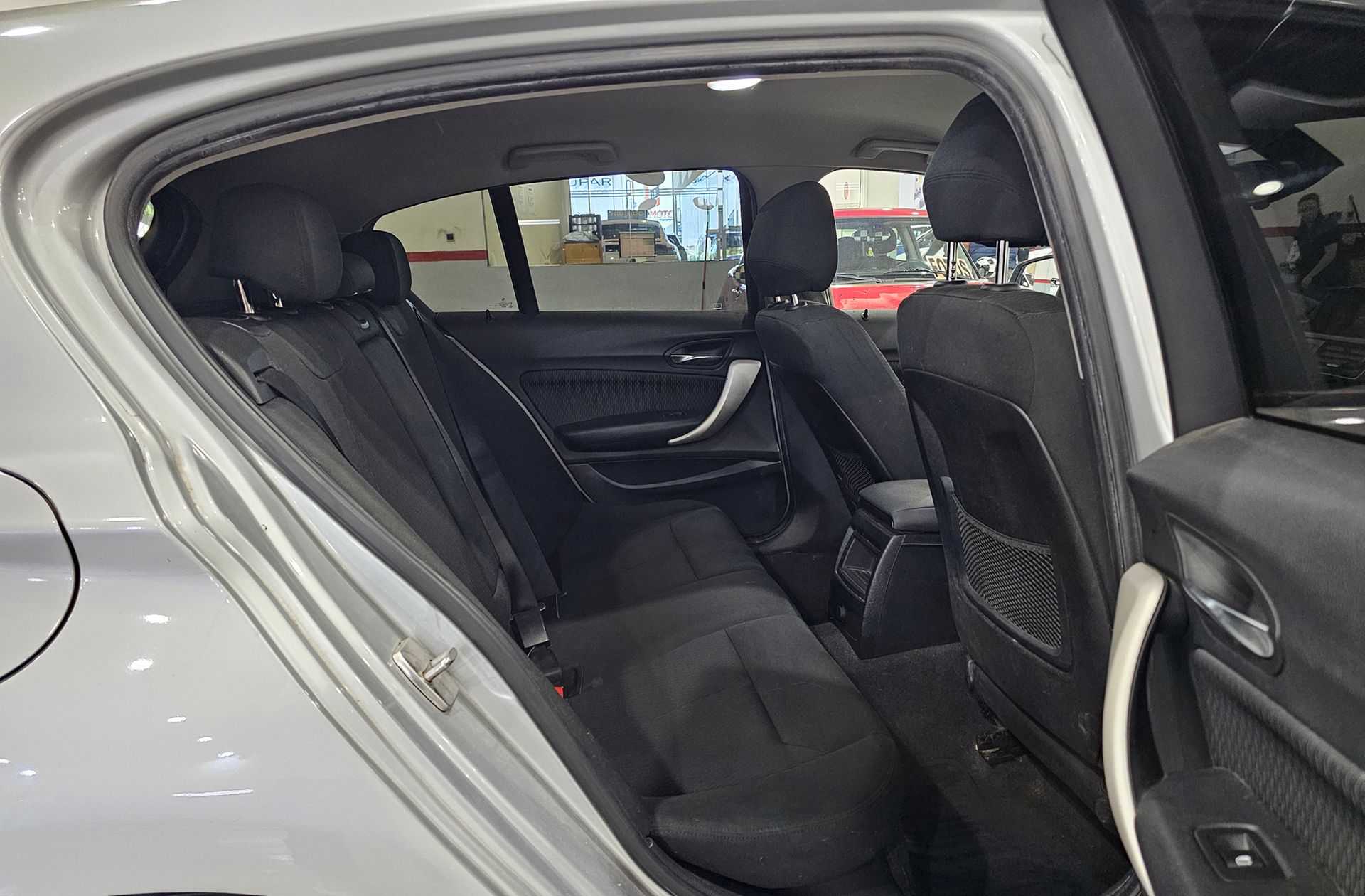BMW Serie 1 116d - foto 17