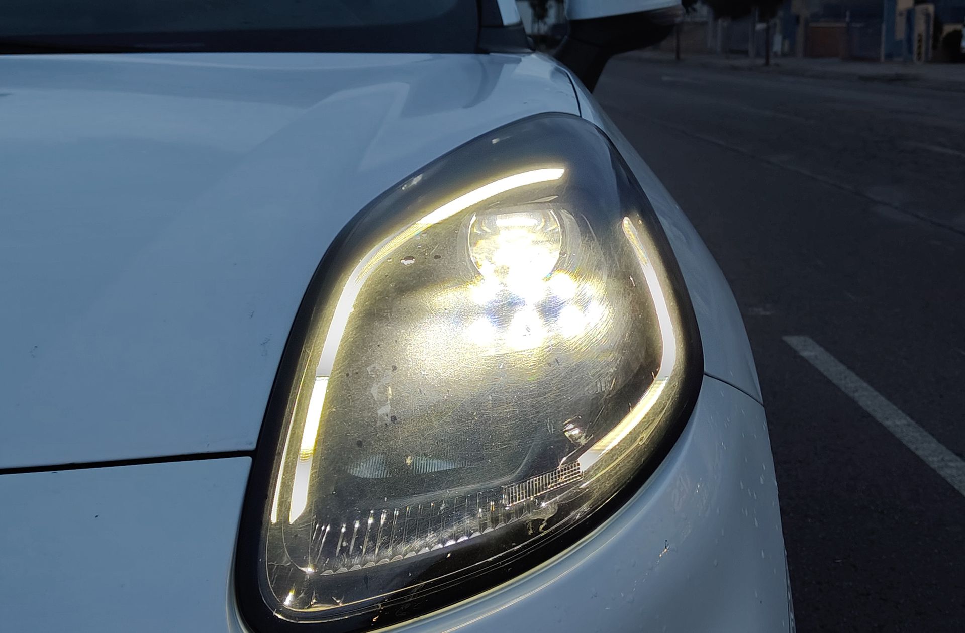 Ford Puma 1.0 EcoBoost MHEV ST-Line X - foto 14