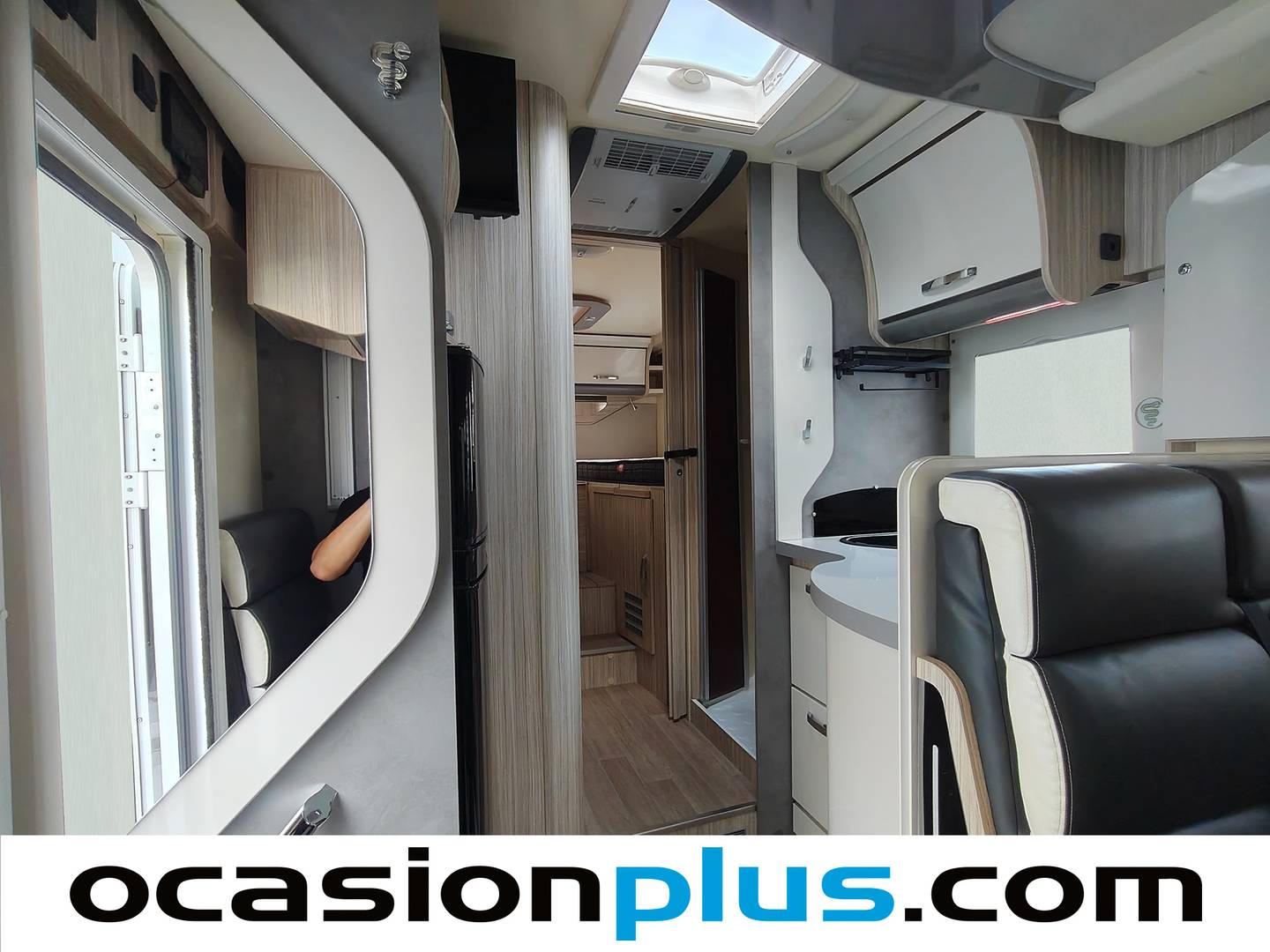 Elnagh T-LOFT 530 Elnagh T-LOFT 530 530 (140 CV) 5 Plazas diésel