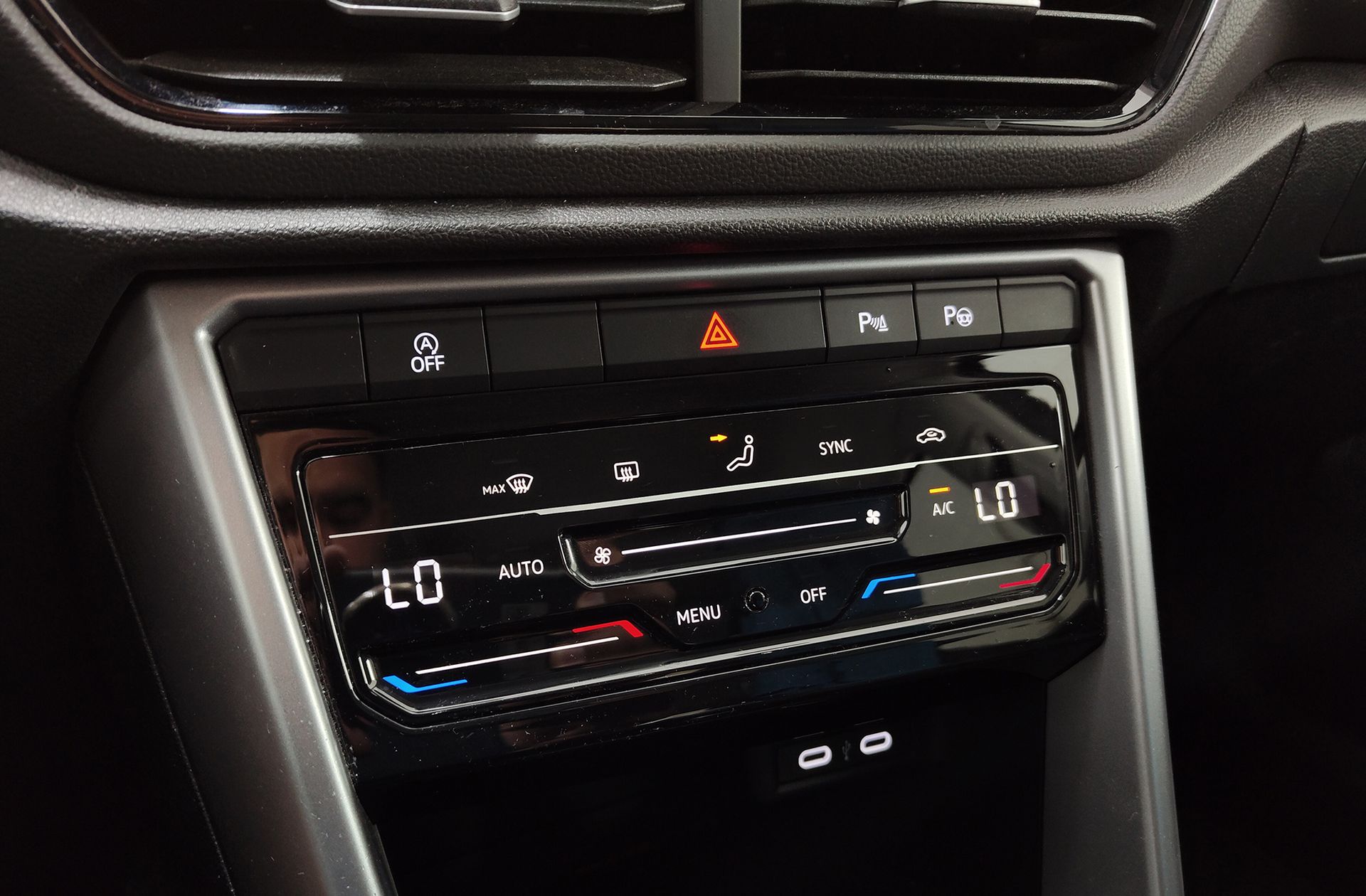 Volkswagen T-Roc Life 1.0 TSI - foto 28