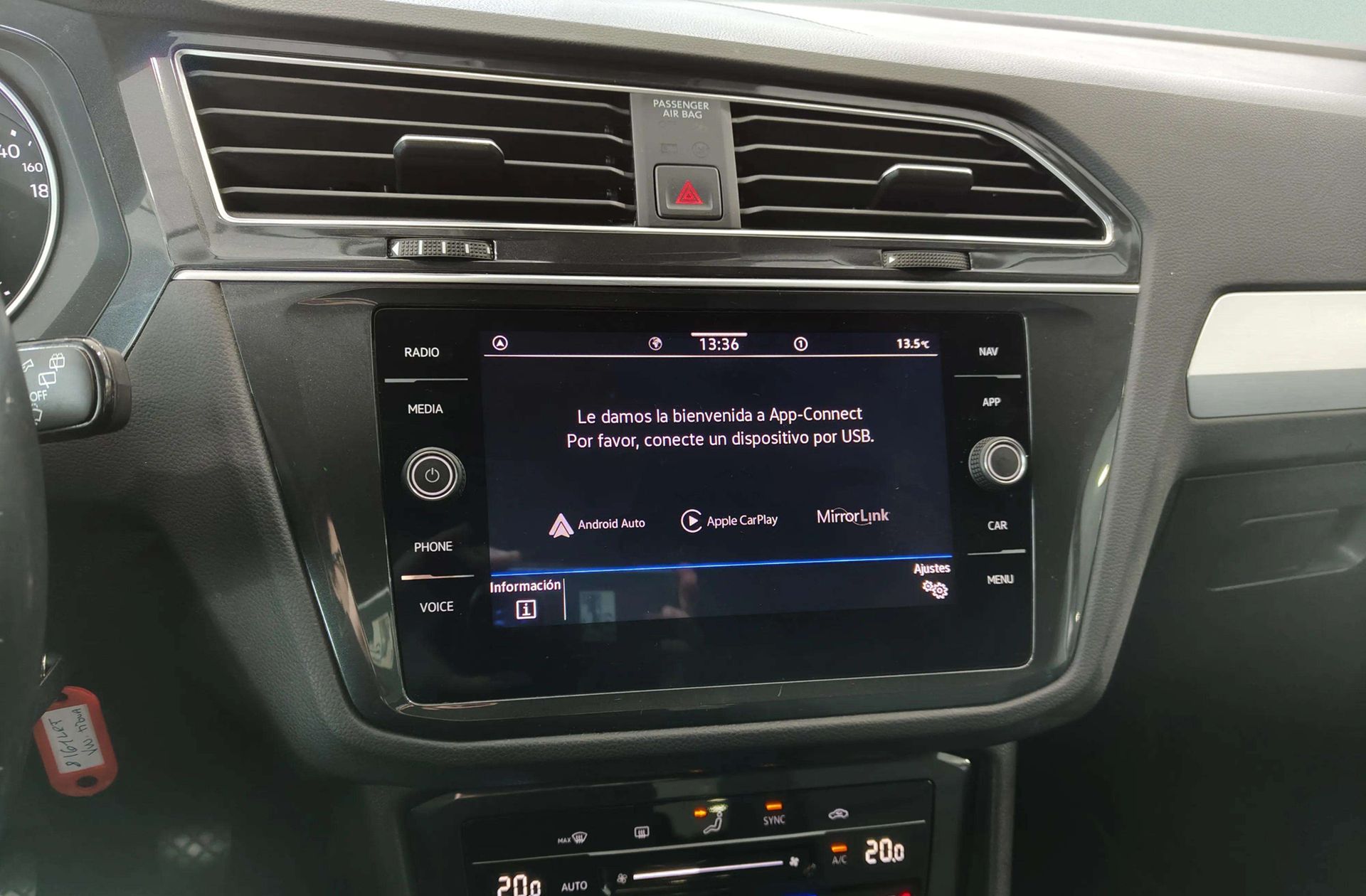 Volkswagen Tiguan 2.0 TDI - foto 7