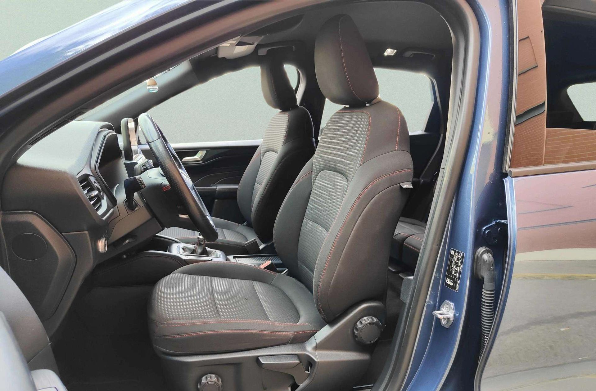 Ford Kuga 1.5 EcoBlue ST-Line - foto 13