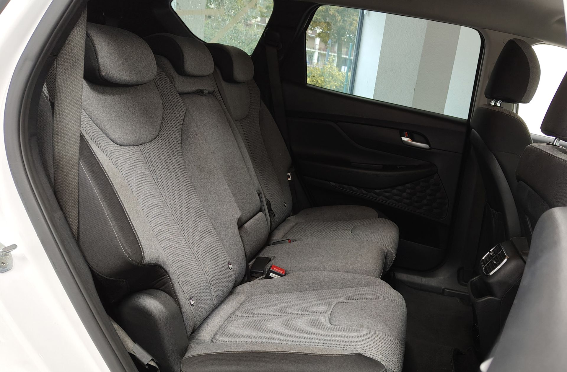 Hyundai Santa Fe 2.0 CRDi Essence 4x2 DK 7 plazas - foto 16