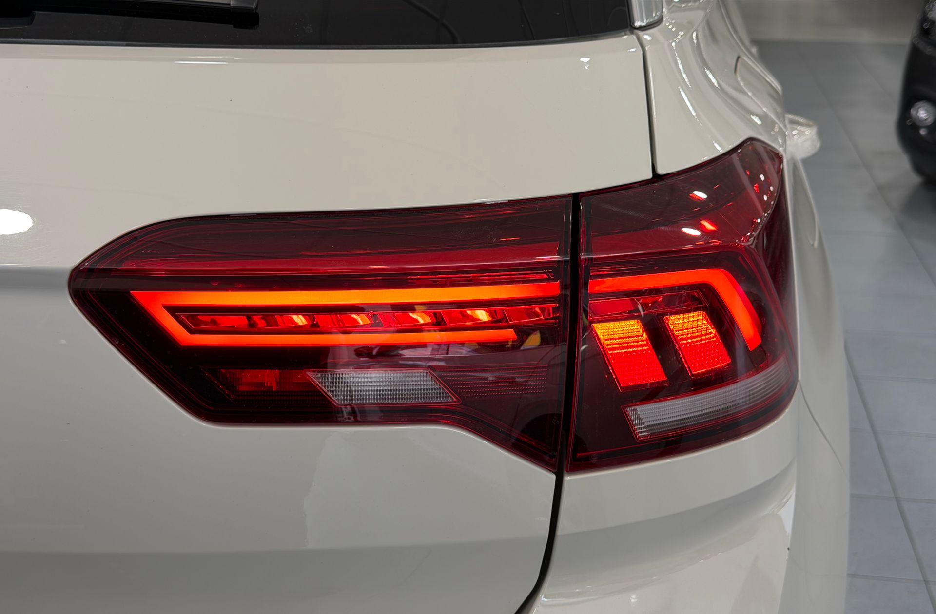 Volkswagen T-Roc Life 1.5 TSI DSG - foto 16