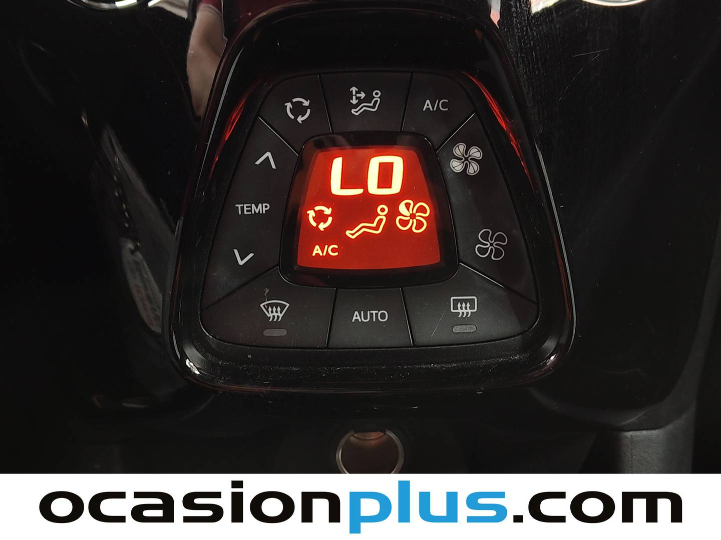 Paquetes del Toyota Aygo Toyota Aygo 1.0 70 x-cite JBL (72 CV)