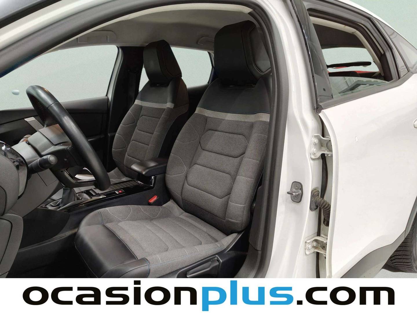 Foto Citroën C4 Citroen C4 PureTech 130 S&S 6v Feel Pack (130 CV)