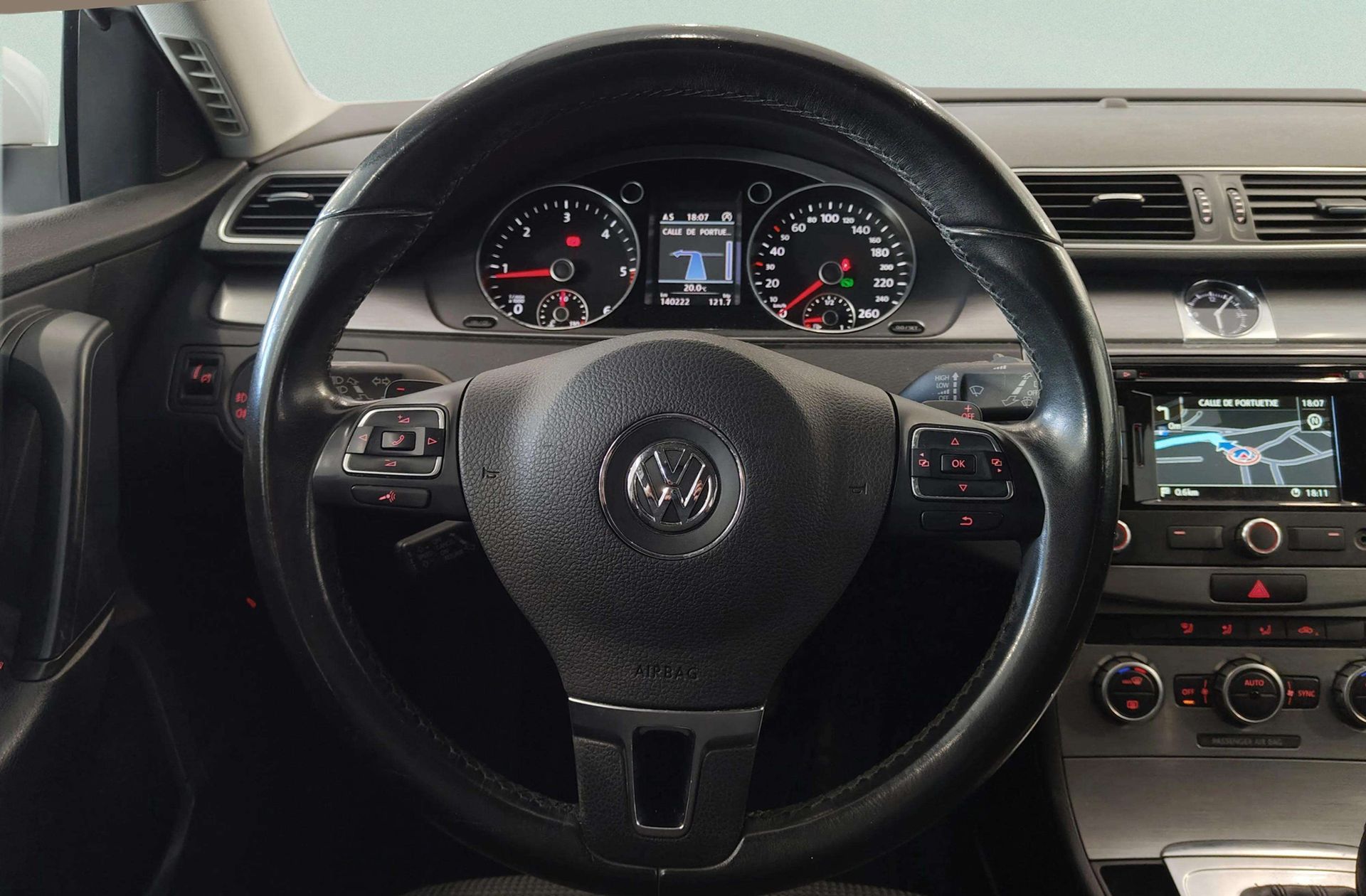 Volkswagen Passat Variant Exclusive 2.0 TDI BMT DSG - foto 24