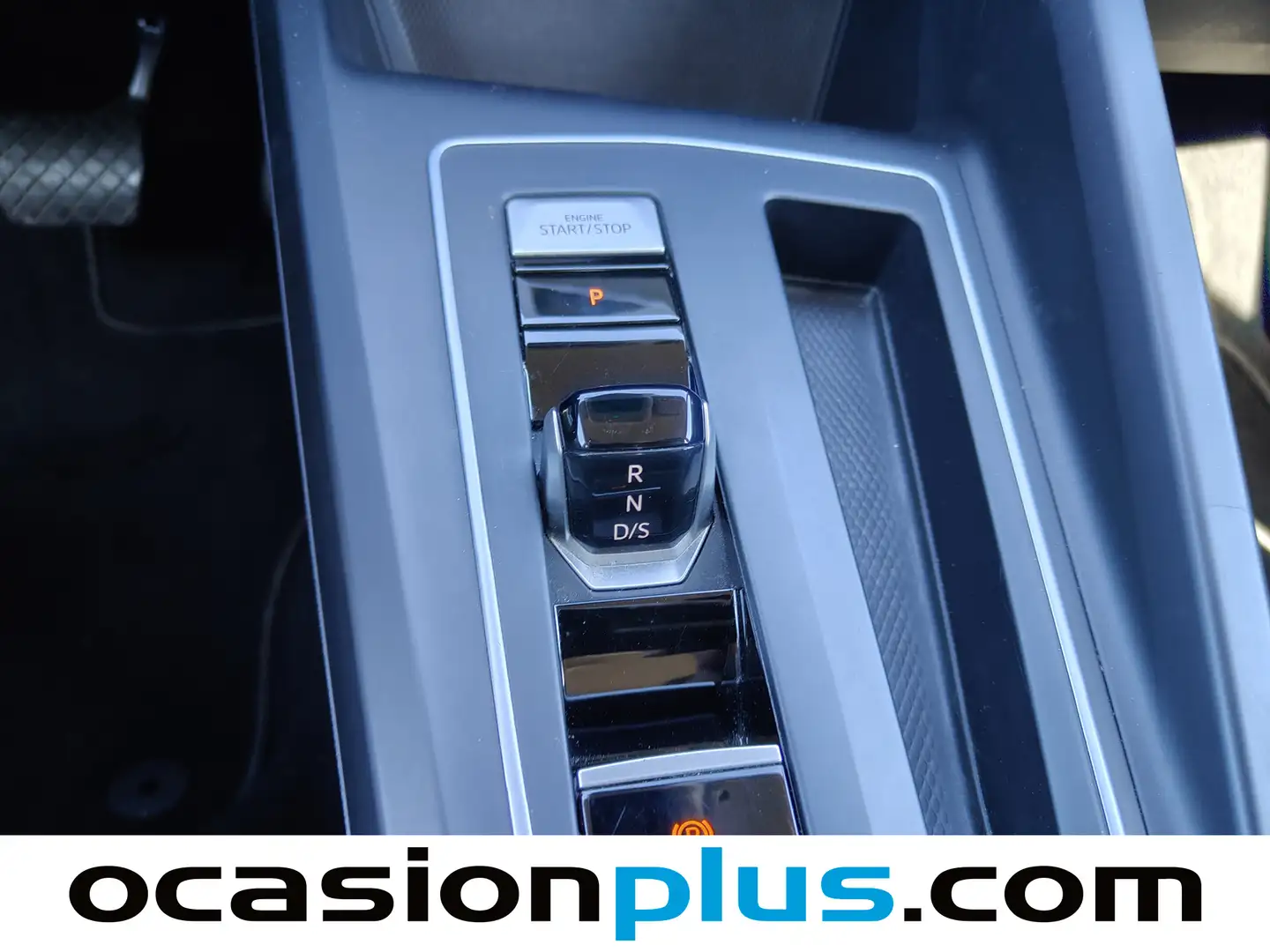 Foto Volkswagen Golf Volkswagen Golf Life 1.0 eTSI  (110 CV) DSG