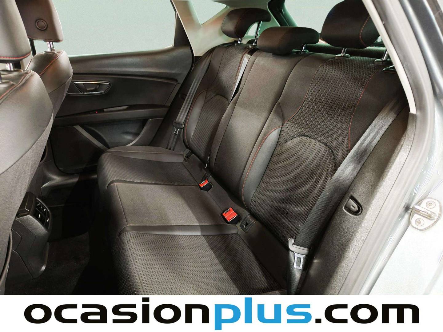 Foto asientos traseros Seat León Seat León 1.4 TSI ACT S&S FR  (150 CV)