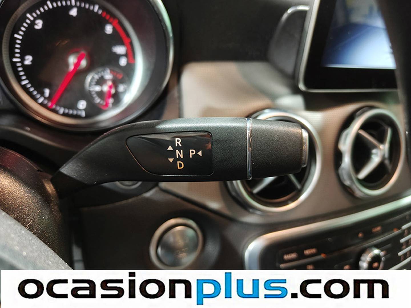 Foto Mercedes GLA Mercedes-Benz GLA 200 d (136 CV)