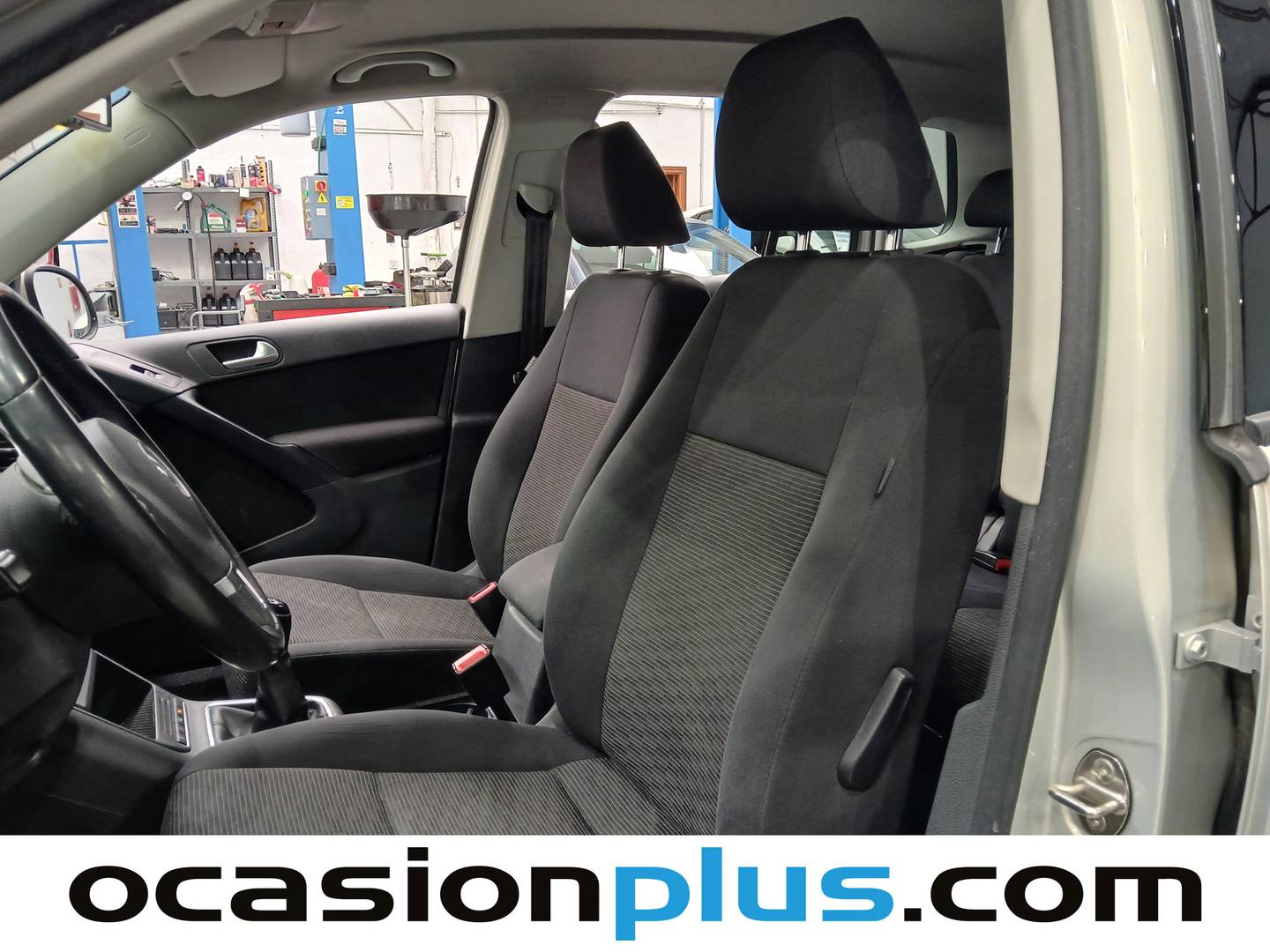 Foto asientos delanteros Volkswagen Tiguan Volkswagen Tiguan T1 2.0 TDI BMT 4x2 (140 CV)