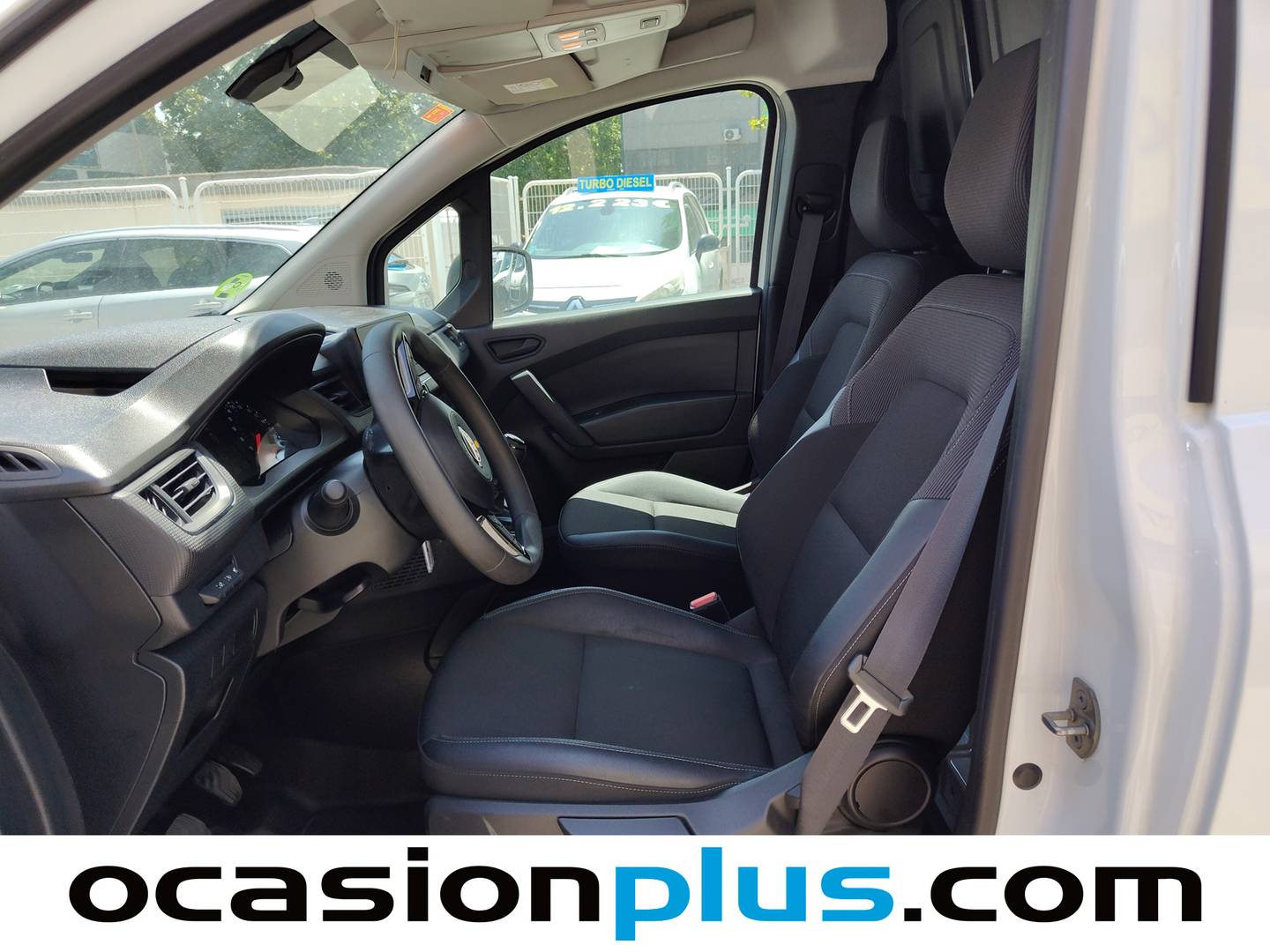 Foto asientos delanteros Nissan Townstar Nissan Townstar Furgon 1.3G L1 Profesional (130 CV)