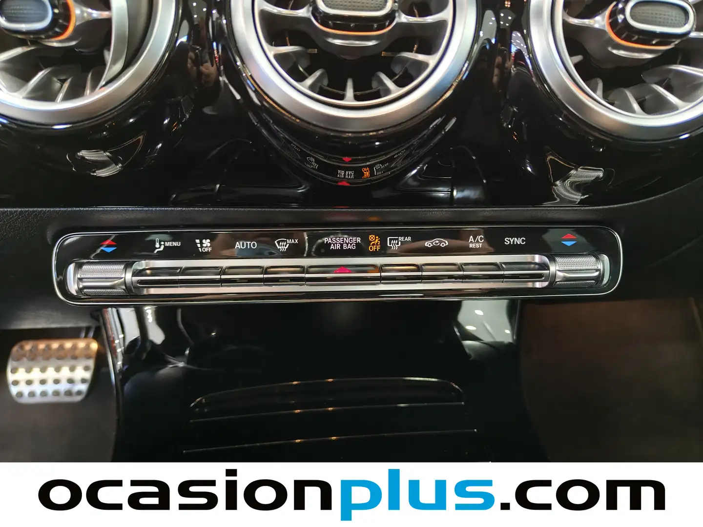 Foto Mercedes CLA Mercedes-Benz CLA Shooting Brake CLA 200 d (150 CV) Pack AMG