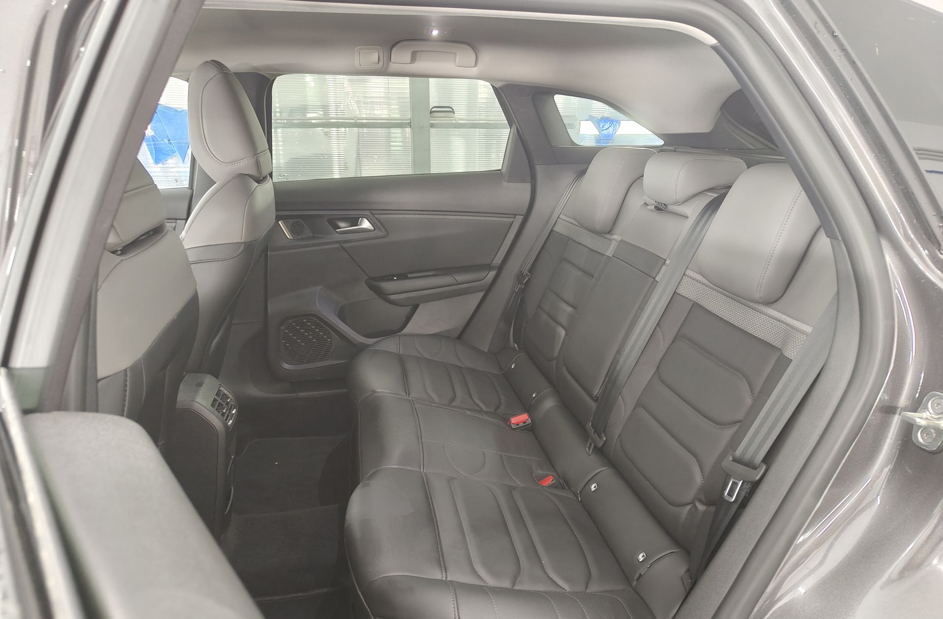 Citroën C5 X PureTech 130 Plus EAT8 - foto 12