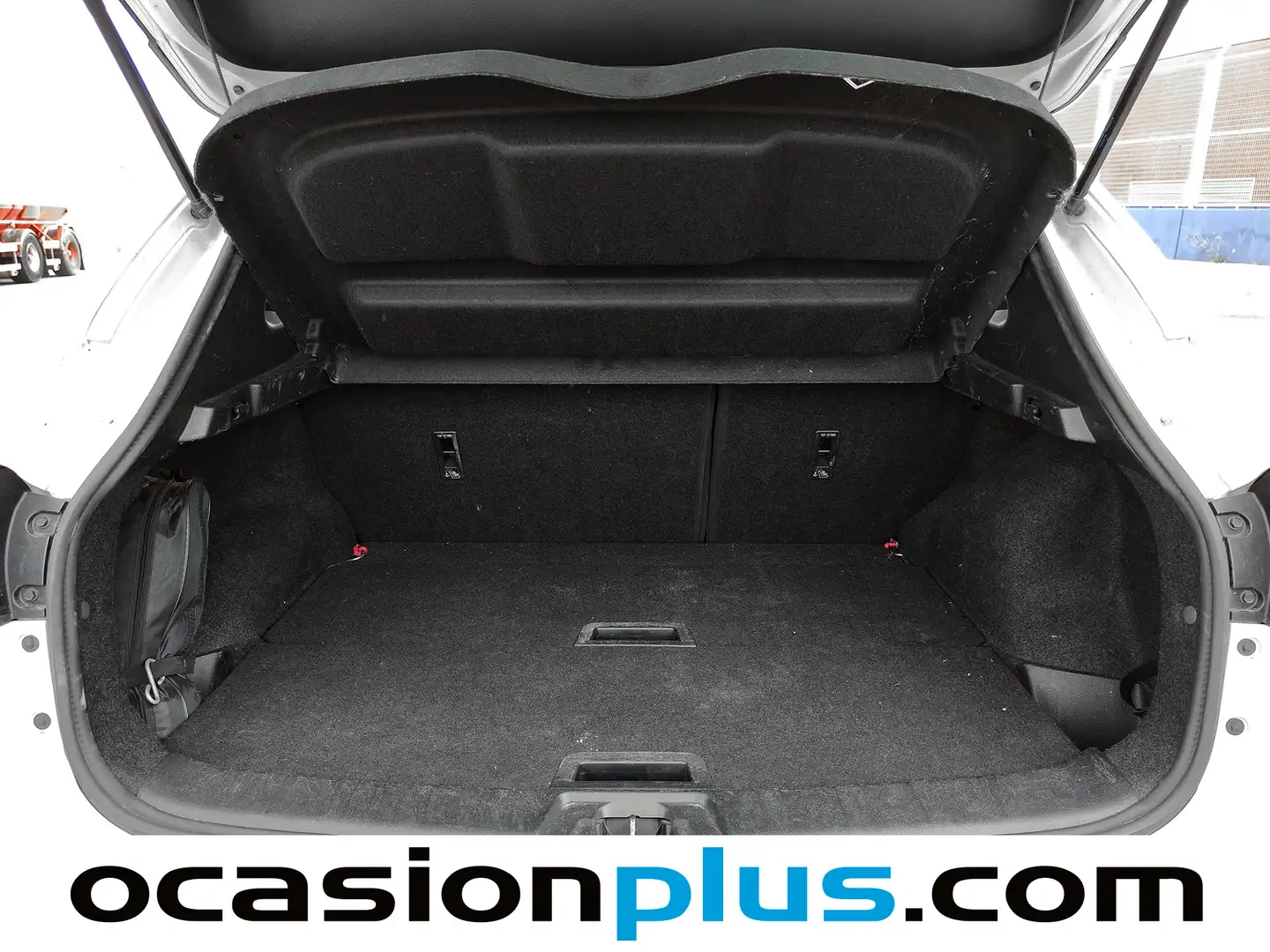 Foto Nissan QASHQAI Nissan Qashqai 1.2 DIG-T N-Connecta 4x2 XTronic (115 CV)