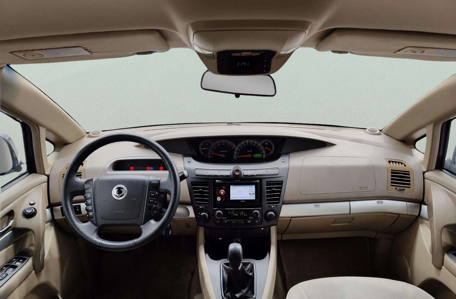SsangYong Rodius 270 Xdi Limited 7 plazas - foto 6