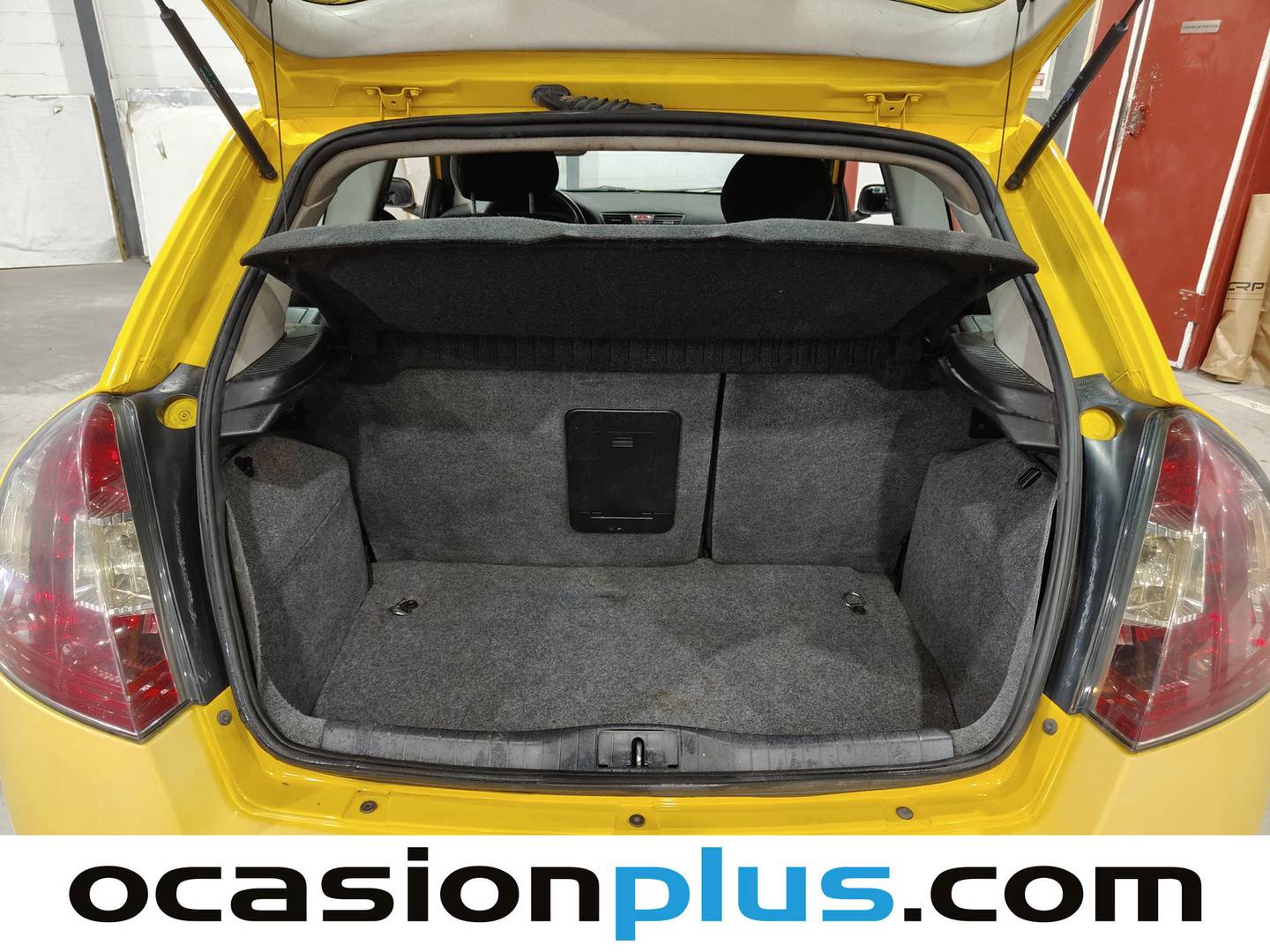 Fotos maletero Fiat Stilo Fiat Stilo 1.9 JTD Dynamic (115 CV)