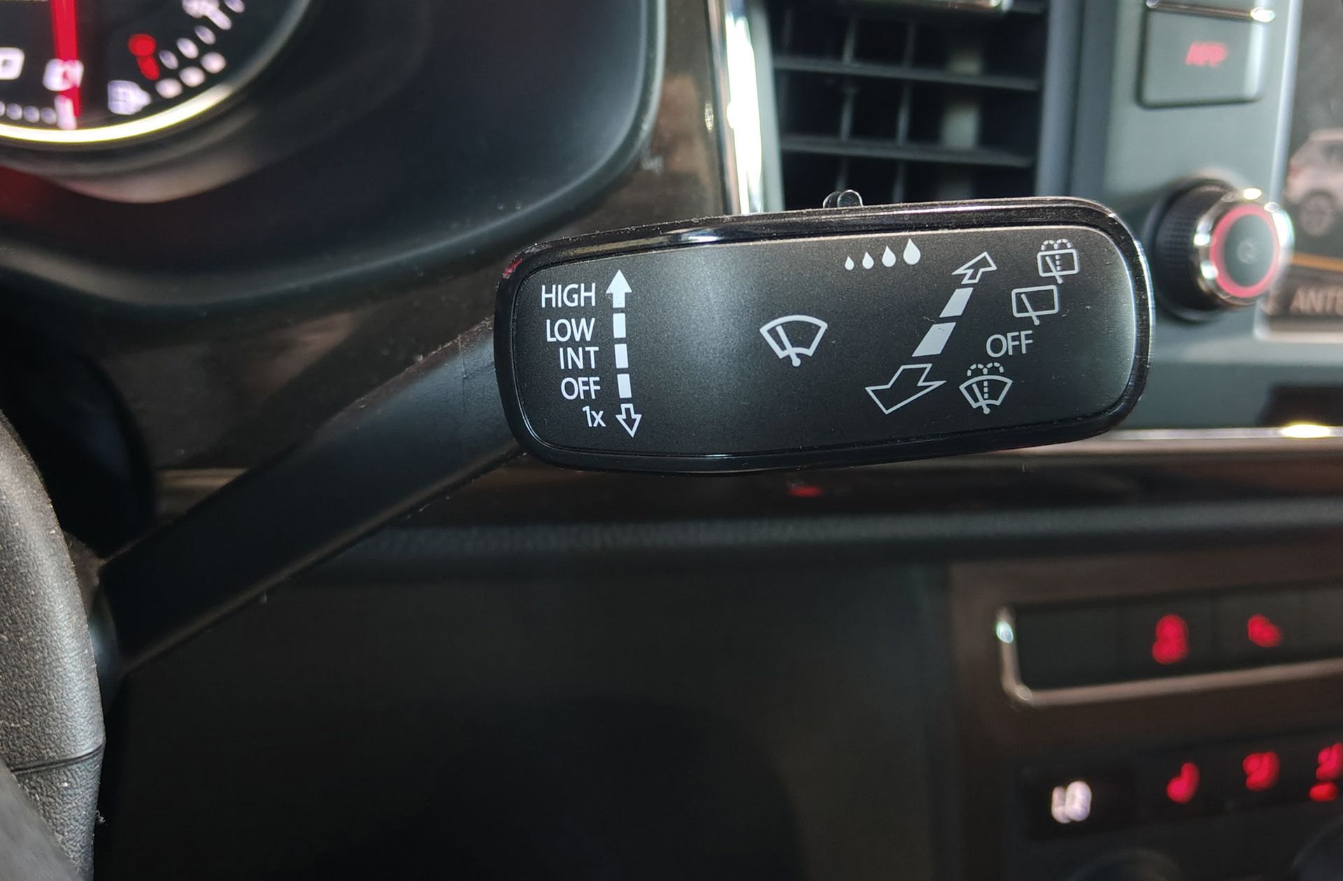 SEAT Ateca 2.0 TDI Xcellence 4Drive DSG - foto 39