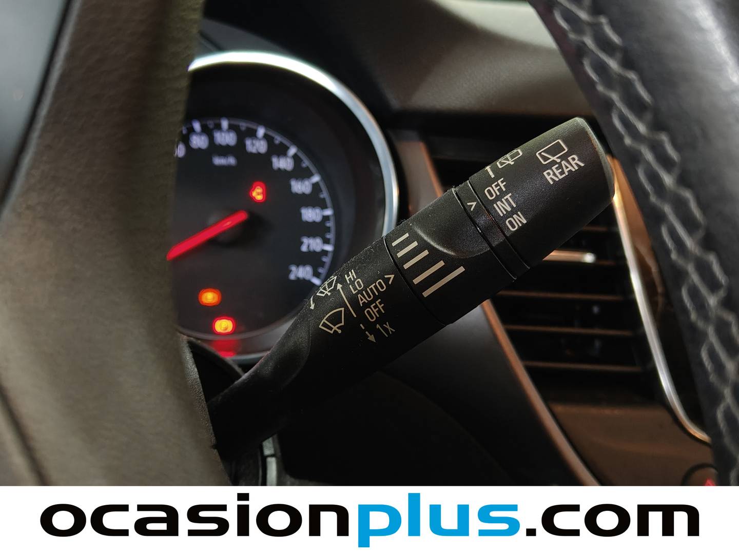 Foto Opel Crossland Opel Crossland 1.2 Business Elegance Auto (130 CV)