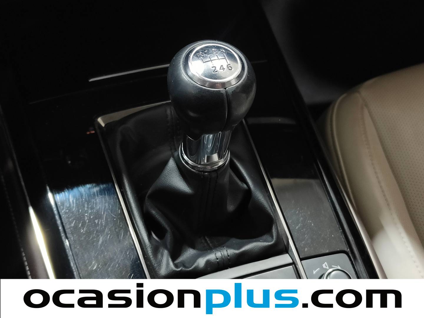 Foto Mazda CX-30 Mazda CX-30 2.0 Skyactiv-X Zenith White Safety 2WD (180 CV)