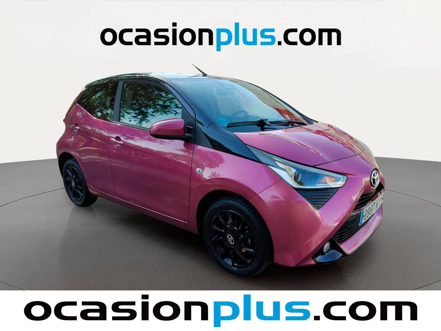 Foto delantera Toyota Aygo Toyota Aygo 1.0 70 x-play (72 CV) derecha