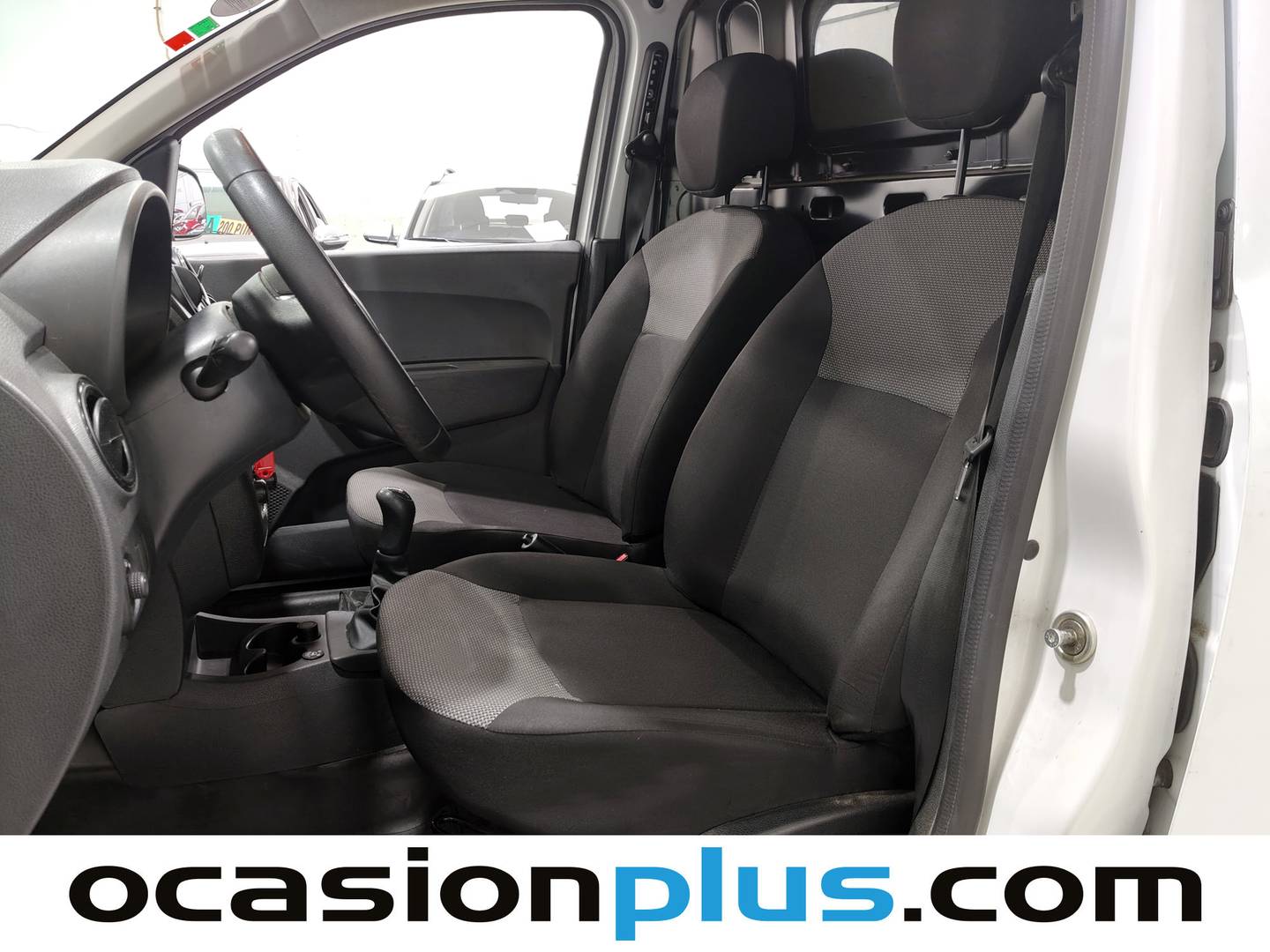 Foto asientos delanteros Dacia Dokker Dacia Dokker Van Essential 1.6 ECO-G (109 CV) GLP