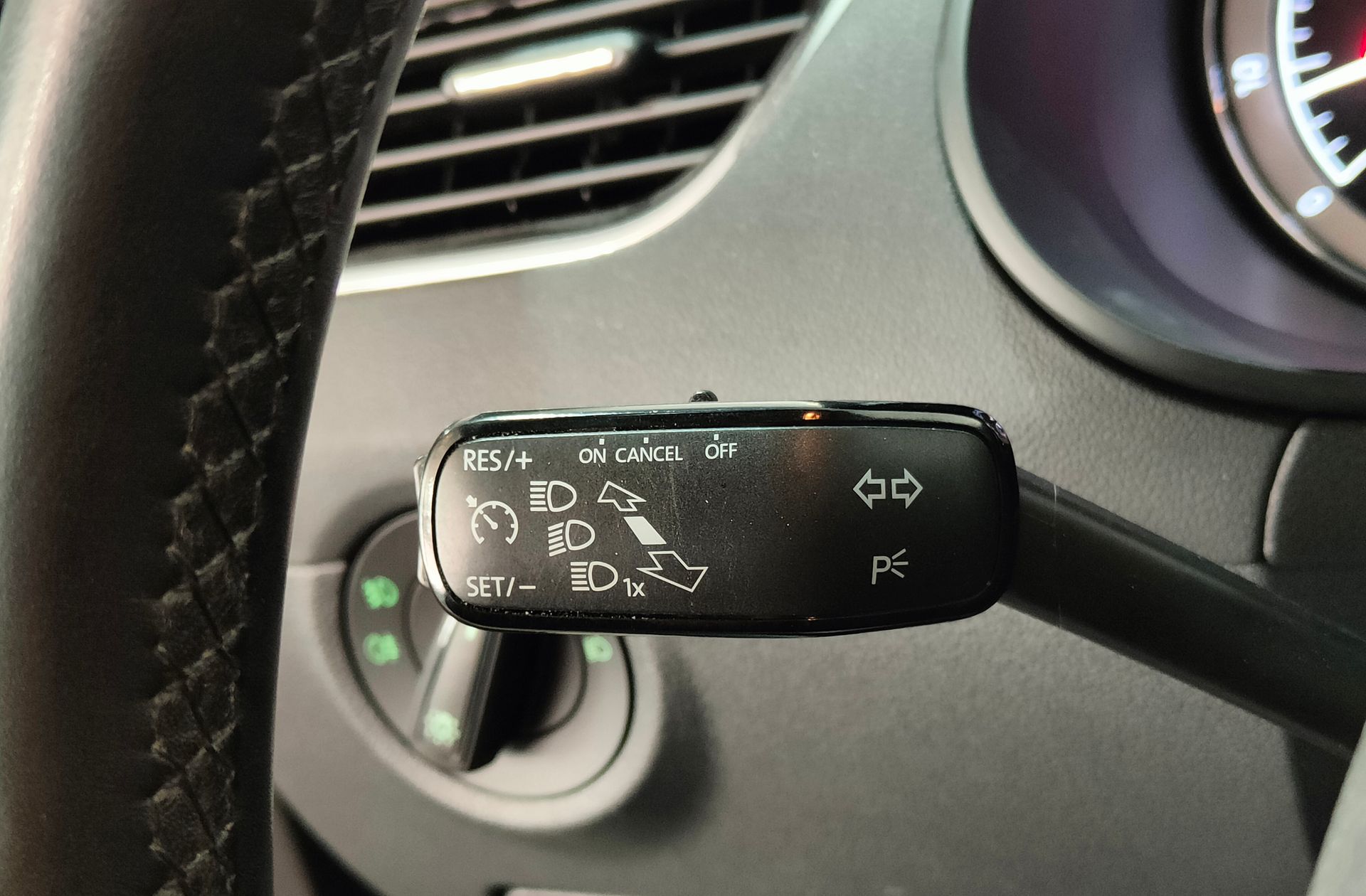 Škoda Octavia 1.4 TSI Style DSG - foto 25
