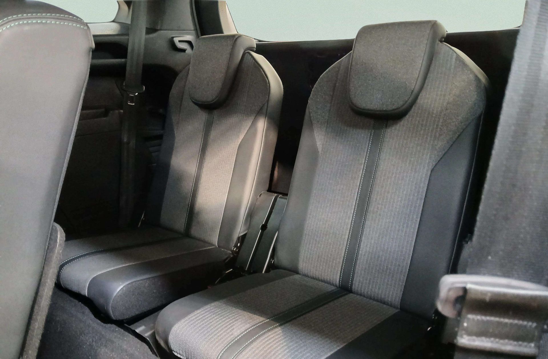 Peugeot 5008 PureTech 130 Allure Pack 7 plazas - foto 6
