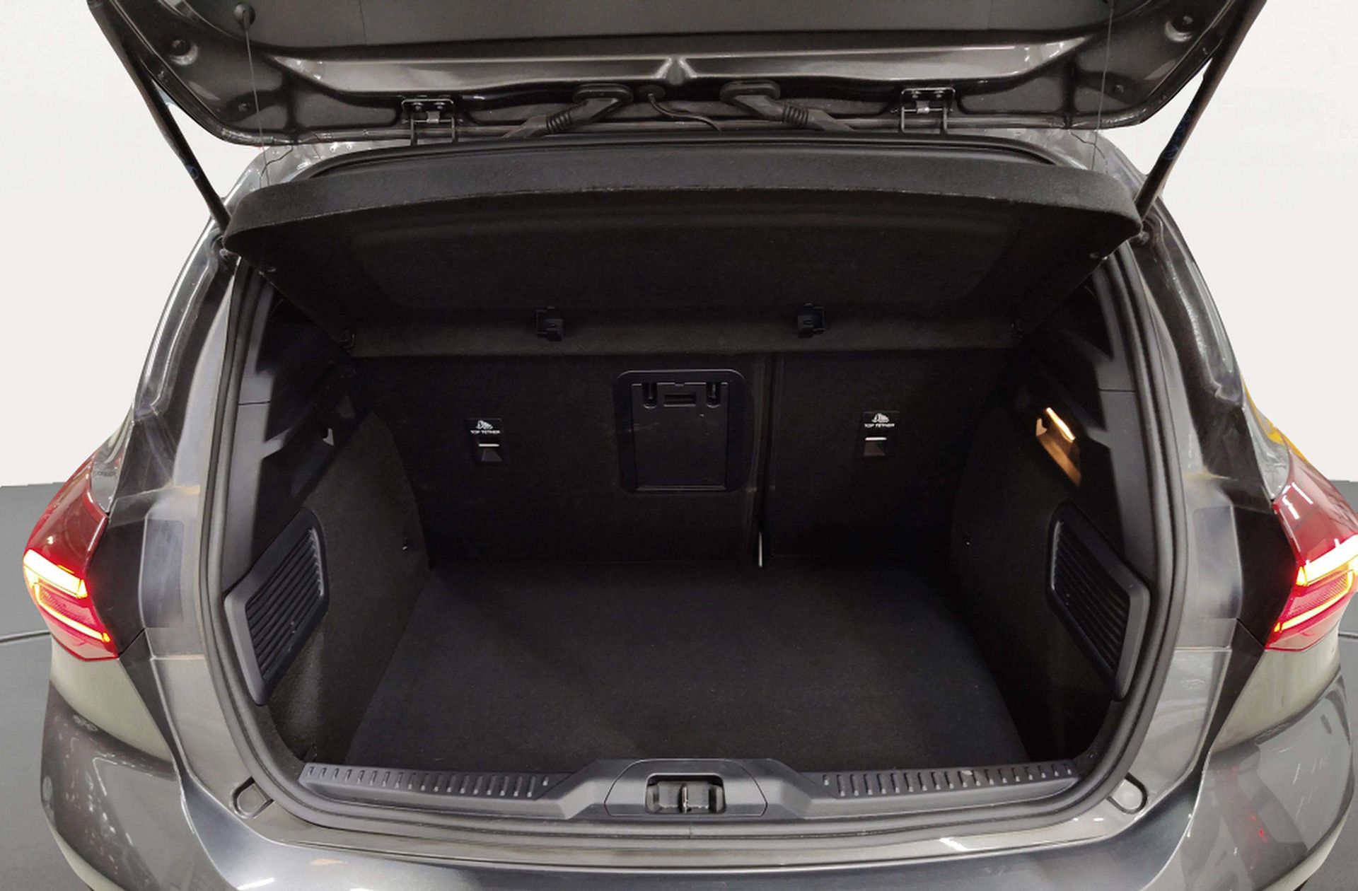 Ford Focus 2.3 EcoBoost ST - foto 21