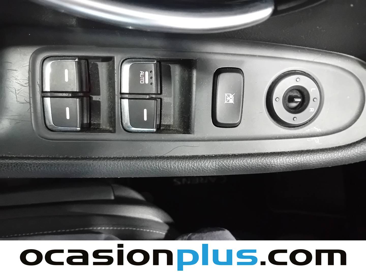 Foto KIA Carens Kia Carens 1.7 CRDi VGT Concept Eco-Dynamics (115 CV) 7 Plazas