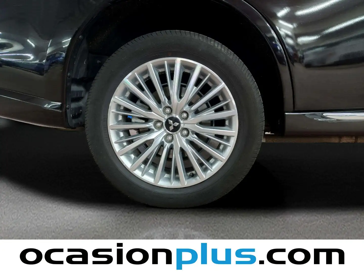 Foto Mitsubishi Outlander Mitsubishi Outlander 2.4 PHEV Motion 4WD Auto (224 CV)