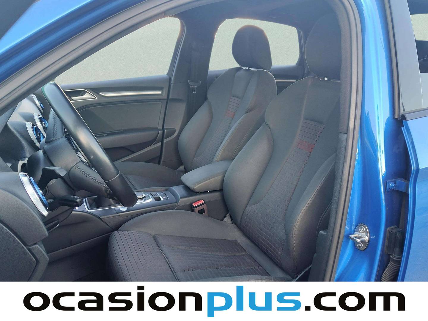 Foto asientos delanteros Audi A3 Audi A3 Sedan Black Line Edition 2.0 TDI (150 CV) Pack S-Line