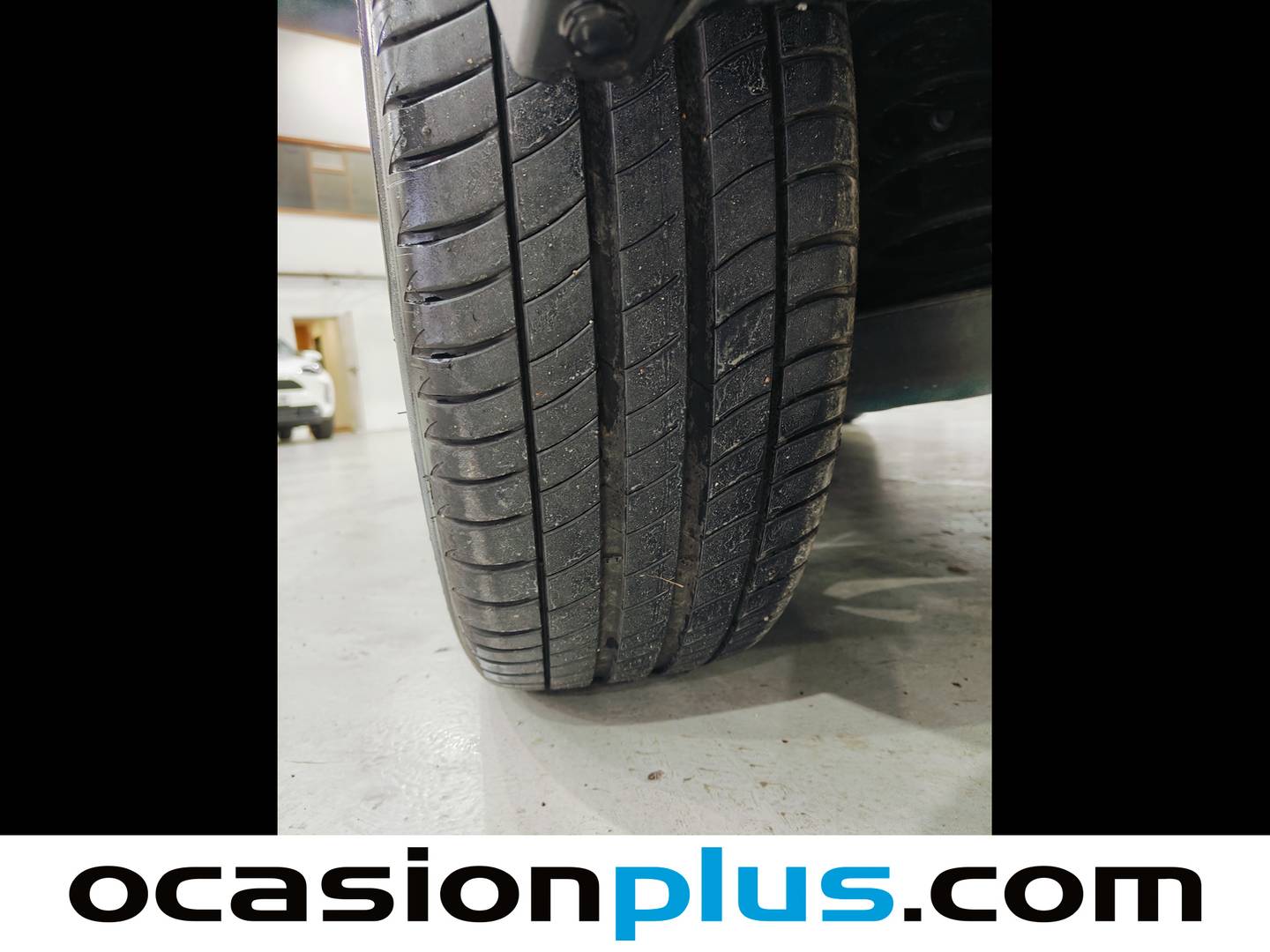 Foto Toyota C-HR Toyota C-HR 1.8 125H Advance (122 CV)