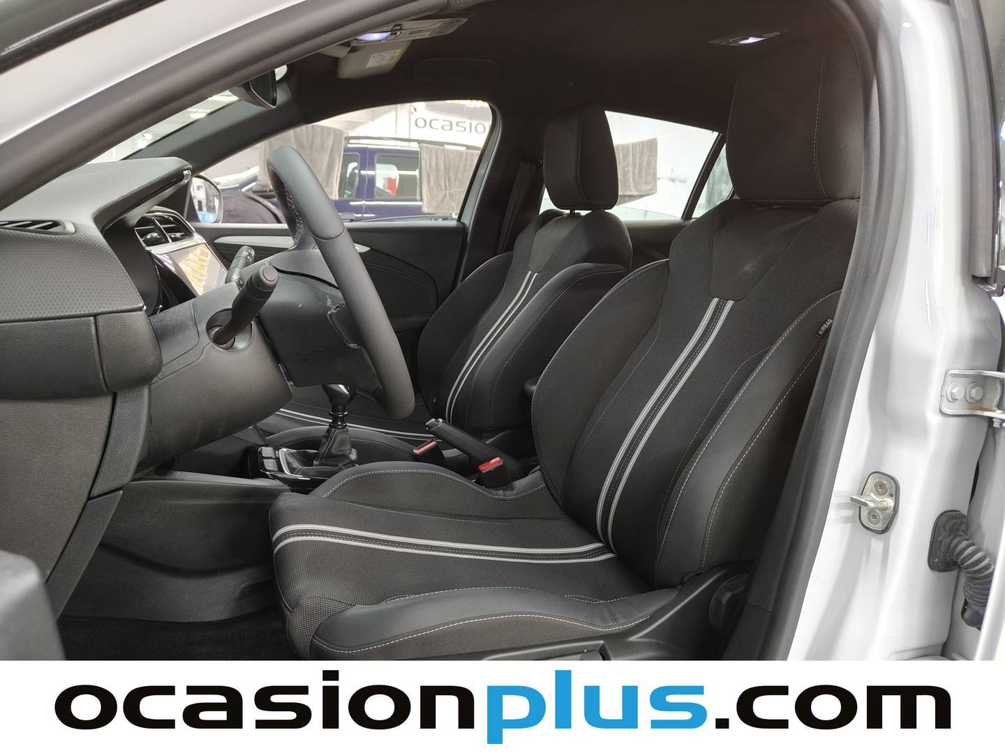 Foto asientos delanteros Opel Corsa Opel Corsa 1.2T XHL GS (100 CV)