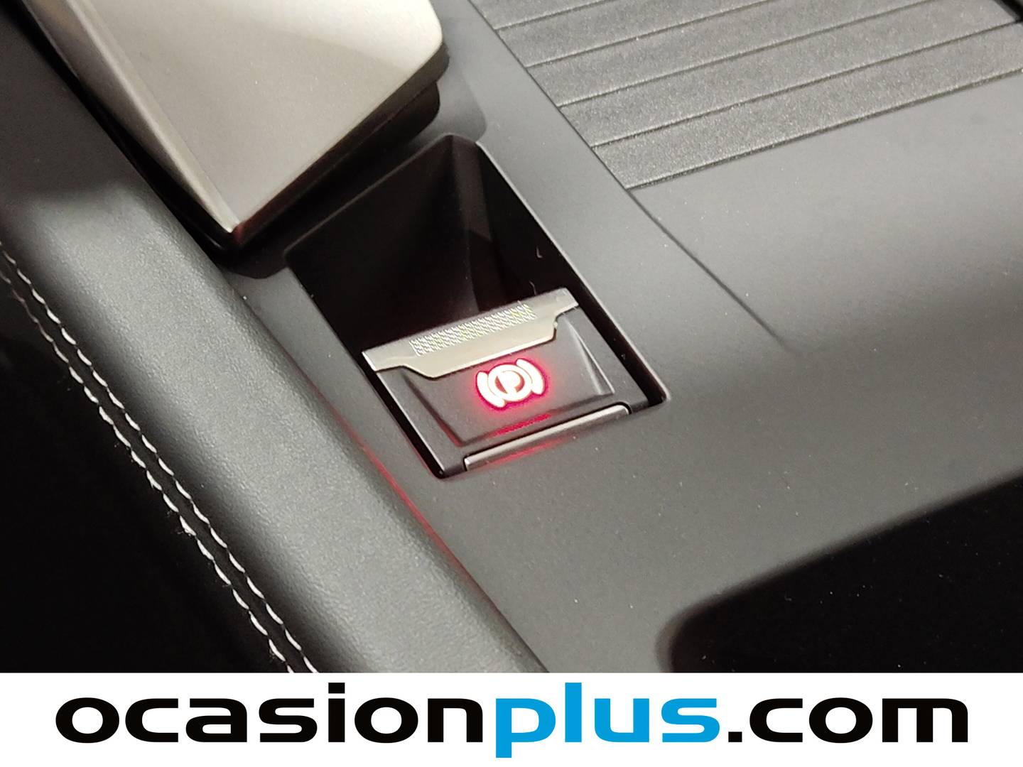 Foto Peugeot 408 Peugeot 408 Allure PHEV 180 e-EAT8 (181 CV)