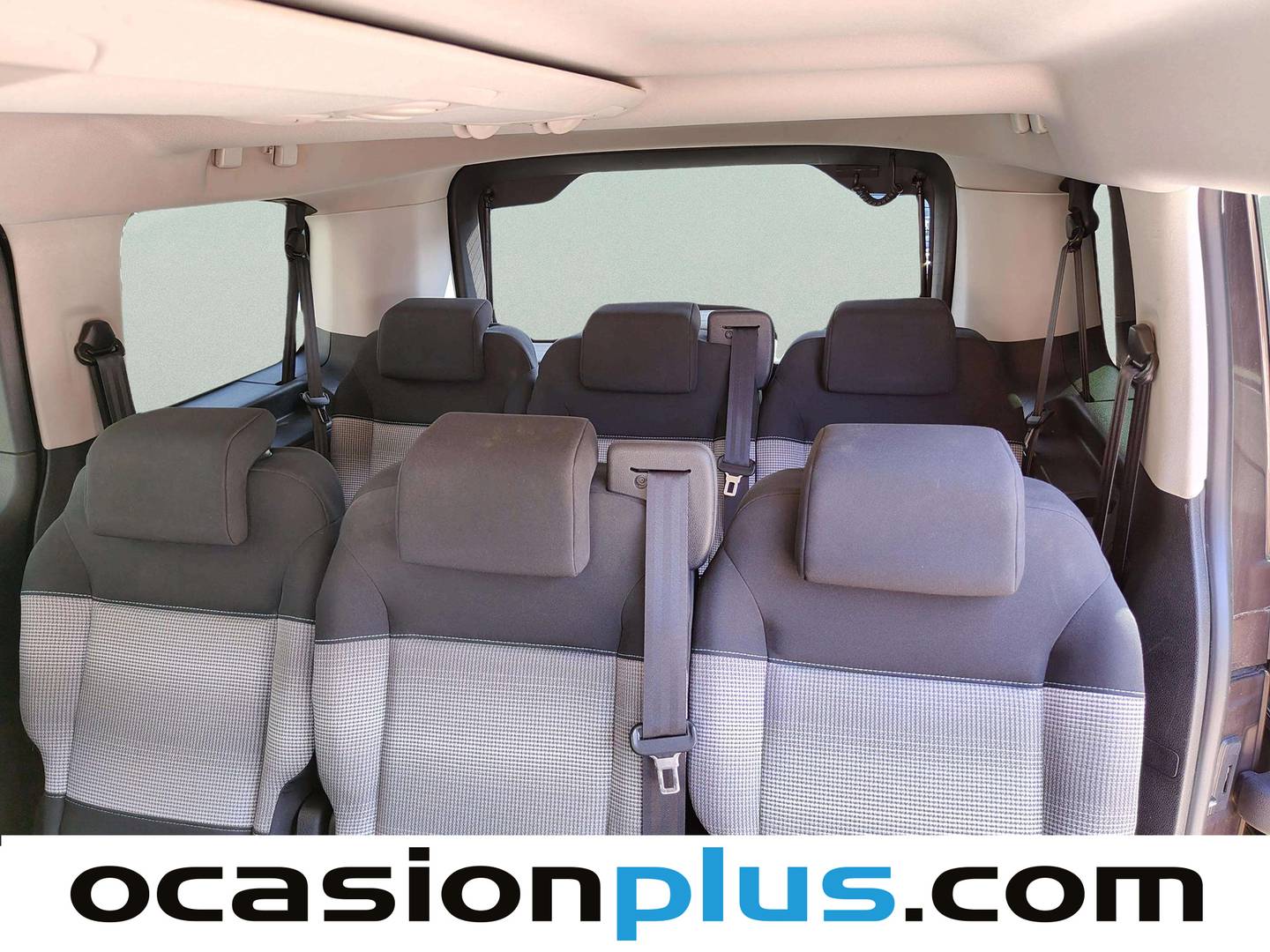 Extras y acabados del Citroën Spacetourer Citroën Spacetourer BlueHDi 150 S&S Feel Talla M (150 CV) 8 plazas