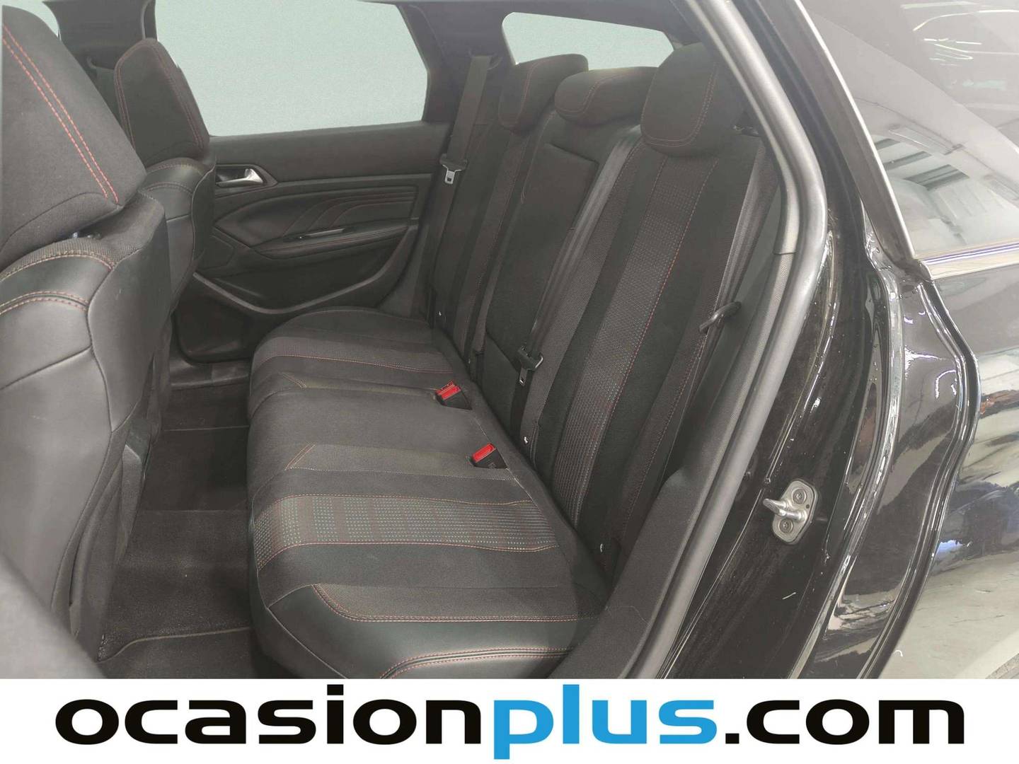 Foto asientos traseros Peugeot 308 Peugeot 308 SW PureTech 130 S&S GT Line (130 CV)