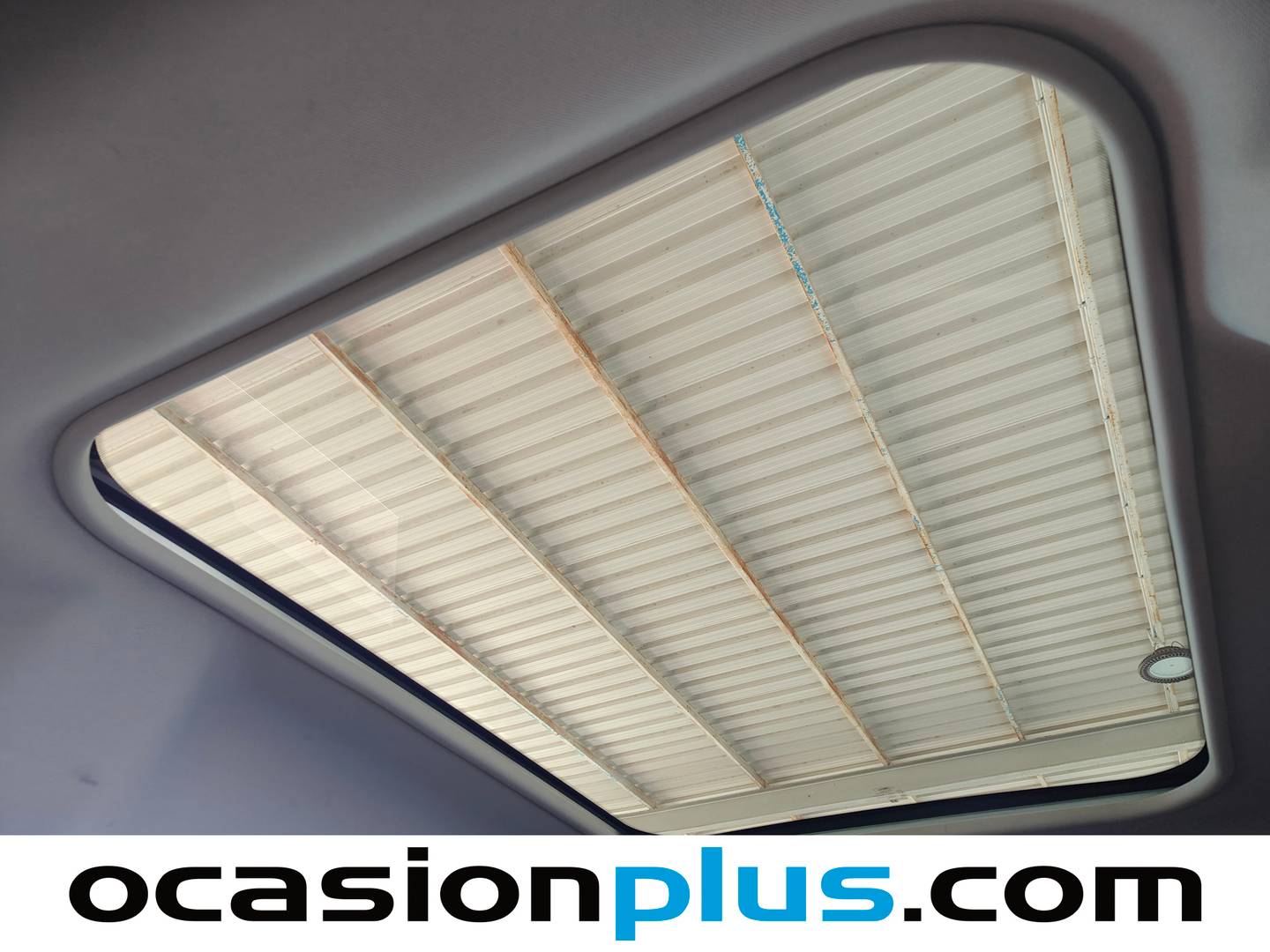 Extras y acabados del Ford Grand Tourneo Connect Ford Grand Tourneo Connect 1.5 TDCi Titanium Auto (120 CV)