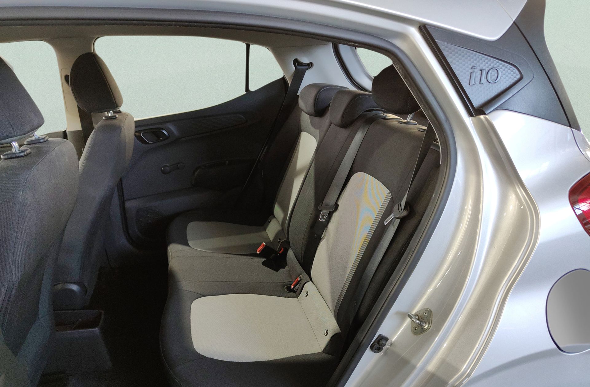 Hyundai i10 1.0 Essence - foto 9