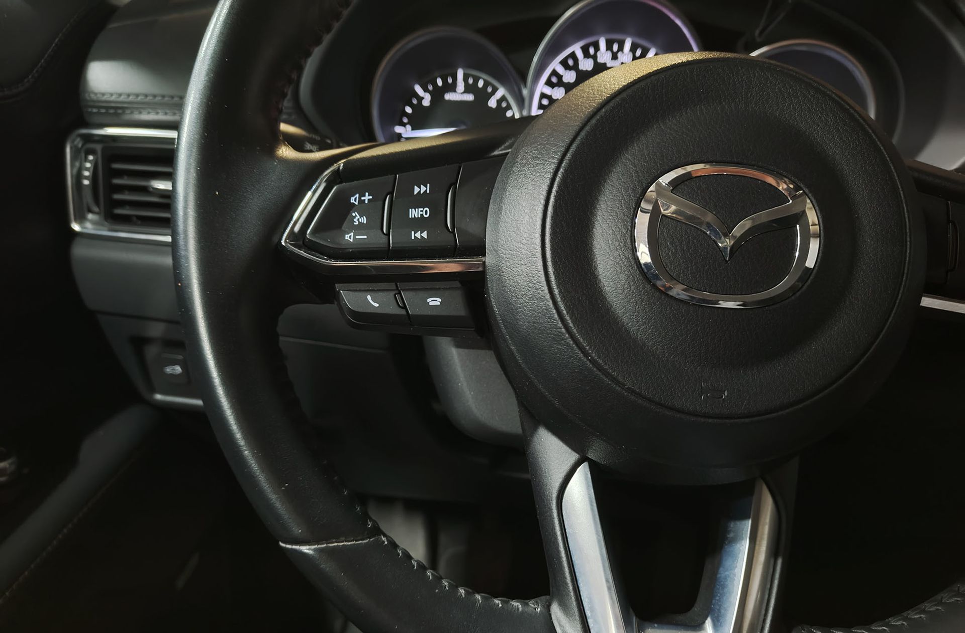 Mazda CX-5 2.2 DE Zenith 2WD - foto 27