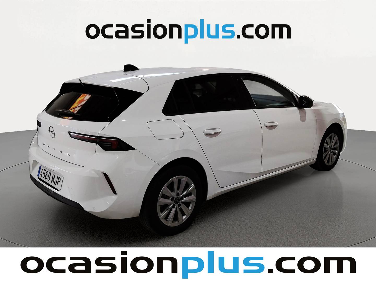 Foto trasera Opel Astra Opel Astra 1.2 Turbo XHL Edition (110 CV) derecha