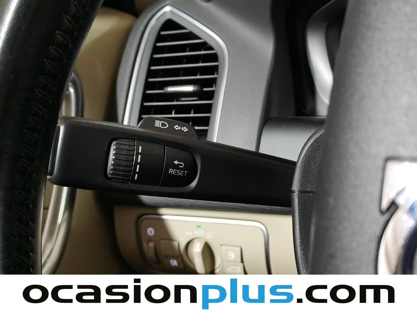 Foto Volvo XC60 Volvo XC60 D3 Kinetic Auto (136 CV)