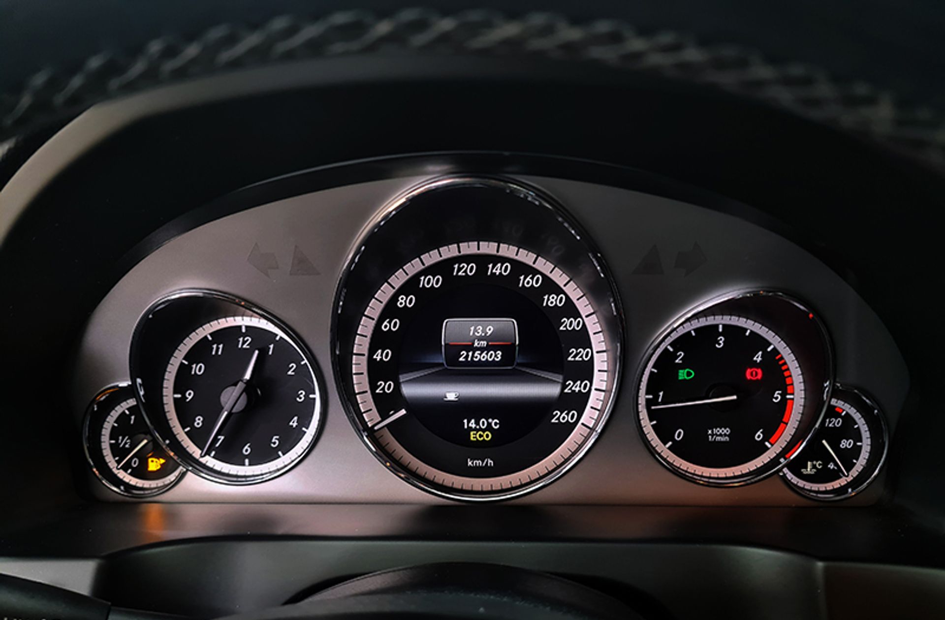 Mercedes-Benz Clase E E 220 CDI Coupe Blue Efficiency Avantgarde - foto 22