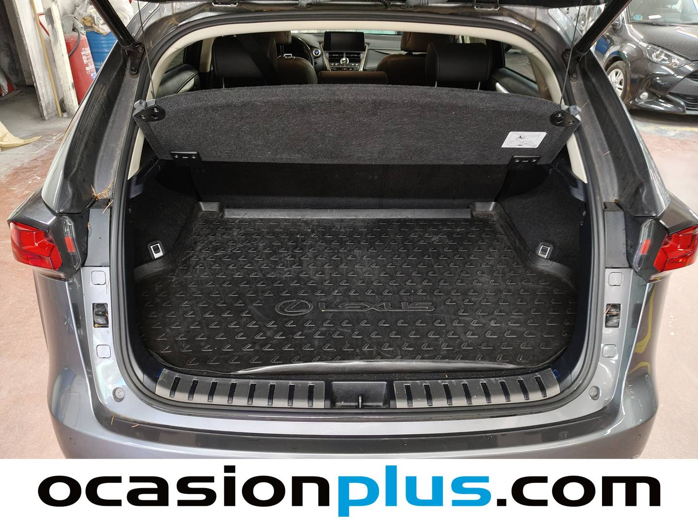 Fotos maletero Lexus NX Lexus NX 300h Premium 2WD (197 CV)