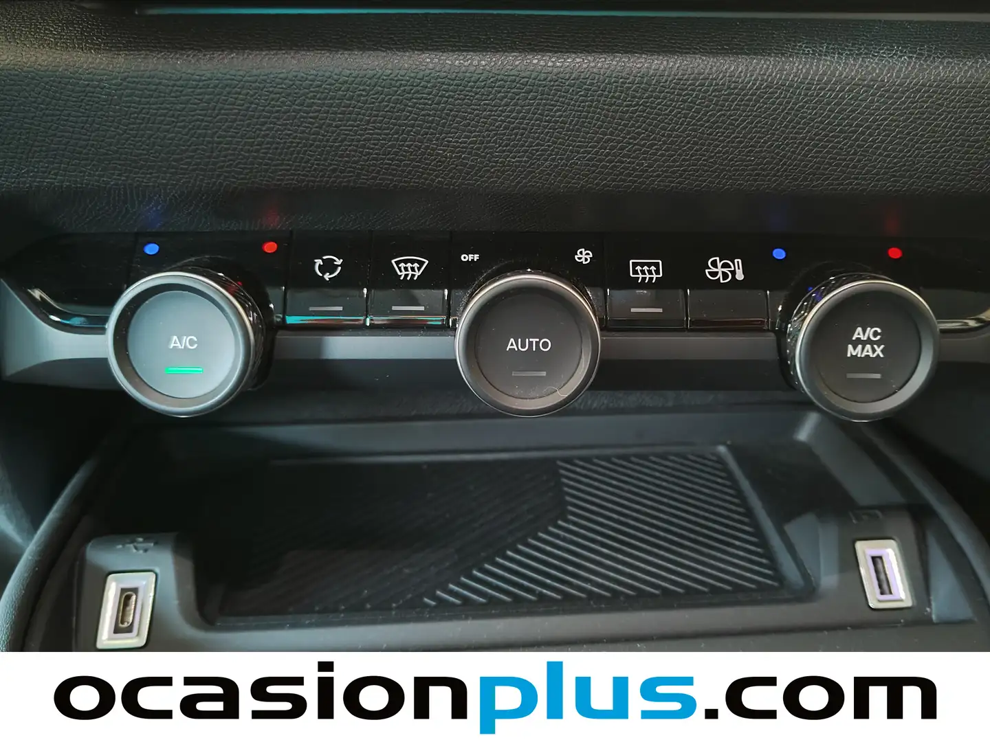 Foto Citroën C4 Citroen C4 BlueHDi 130 S&S Feel Pack EAT8 (130 CV)