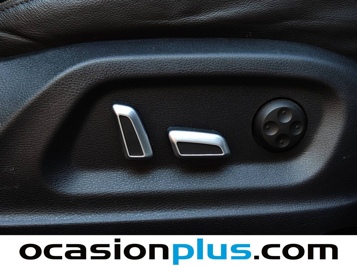 Foto Audi Q3 Audi Q3 design edition 2.0 TFSI quattro (180 CV) S tronic