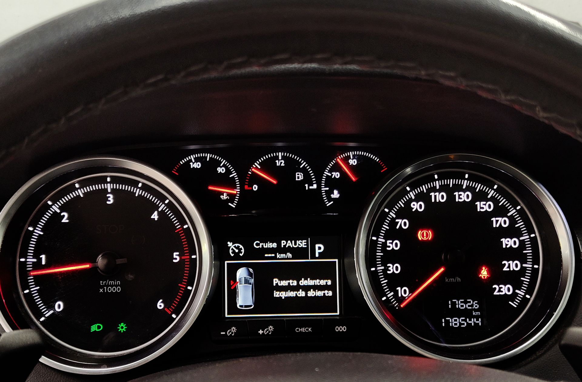 Peugeot 508 RXH 2.0 BlueHDi - foto 26